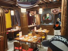 -隔壁老王·家常云南菜(皇冠店)