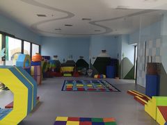 -美国谷斯妈妈早教中心 (陆家嘴店)