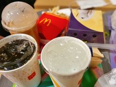 -麦当劳(展览路店)