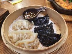 牛肝菌蒸饺-云海肴云南菜(正大广场店)