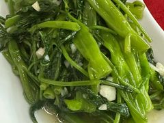 -呷呷好龙虾·湖南常德钵子菜·湘菜(公明天虹总店)