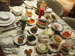 -雍和会海鲜姿造自助(湖东路店)