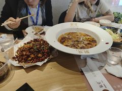 -椒爱水煮鱼川菜(让胡路万达店)
