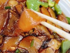 -吴记酱骨炖菜馆(康安路店)