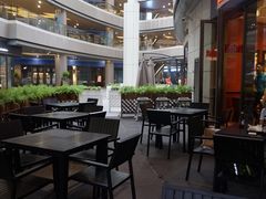 露天位-The Habit Burger Grill 哈比特汉堡(爱琴海店)