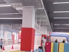 -悦动体能篮球羽毛球网球(三里河店)