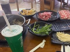 -呷哺呷哺(万达新世界店)