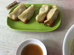-珊珊小笼馆(仙霞路店)