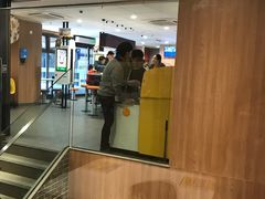 门面-麦当劳(新达汇三林店)