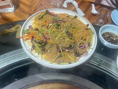 -人民公社铁锅炖·东北菜(卫国道店)