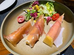 意大利风干火腿配蜜瓜-秀·爱尔兰餐吧(上海路店)