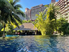 -三亚湾海居铂尔曼度假酒店