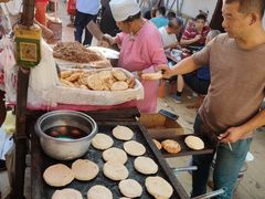 自助取餐区-老西关黄老太牛肉烧饼
