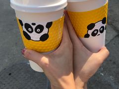 -熊猫一间店欧式奶茶铺