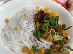 -高师傅特色米粉汤包(建设路店)