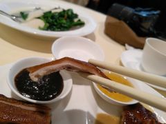 烤乳猪-镛记酒家