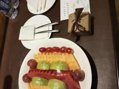 -珠海拱北口岸希尔顿欢朋酒店