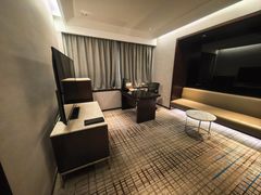 -上海龙之梦万丽酒店