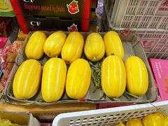 -上海龙吴水胜海发市场