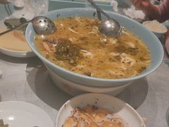-姚姚酸菜鱼·金戈戈香港豉油鸡(喜荟城联名店)