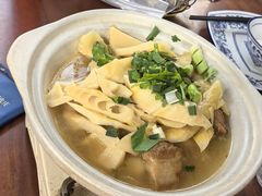 -小小饭店·休闲农庄·安吉松树林里的农家菜