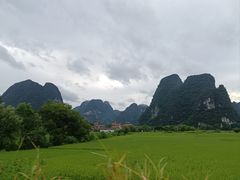 -钟山水墨田园