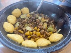 -粘豆包柴火铁锅炖