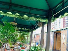露天位-冰冰龙虾·江湖菜·花园江景餐厅