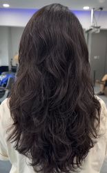 -首脑美发沙龙