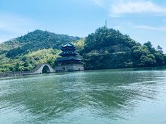 -严子陵钓台(富春江小三峡)