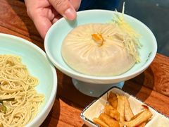 -裕兴记•蟹黄面馆(人民广场店)