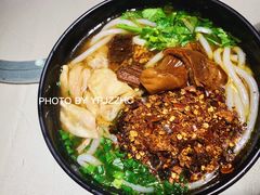 花溪牛肉粉-黔香阁·味(花木店)