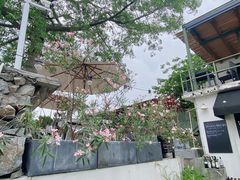 -喜洲吧·江畔老船厂·庭院餐厅(喜临院店)