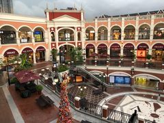 -佛罗伦萨小镇广佛名品奥特莱斯(疏港路店)