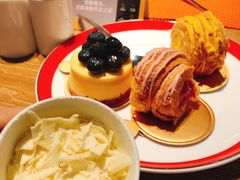 -咖啡苑自助餐厅·中国大饭店