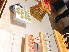 -雍和会海鲜姿造自助(湖东路店)