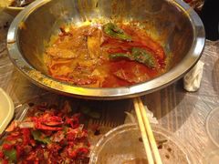 -巴厘龙虾·榜首油焖大虾(音乐学院·沿江酒馆店)