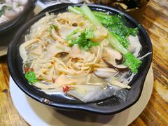 -万和春排骨砂锅米饭(湖北路店)
