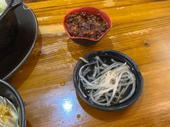-丽虹云南过桥米线(兴工街店)