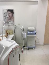 -荟草堂痘肌修护中心