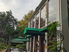 -橘洲1910花园江景西餐厅