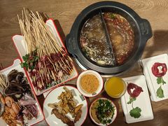 -言玖鲜火锅串串披萨自助(益田假日店)