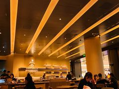 靠窗位-星巴克臻选(上海合生汇1F店)