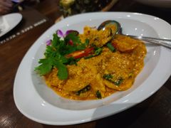 -Chom Cafe and Restaurant