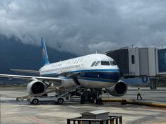 -张家界荷花国际机场