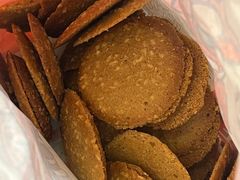 奶咖薄脆-上海哈尔滨食品厂(淮海中路店)