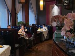 -八府香鸭·啫啫煲(华山路店)