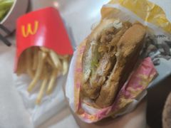 -麦当劳(火车北站餐厅)