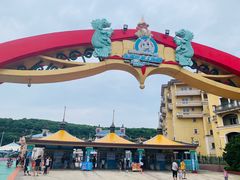 -平湖九龙山乐满地水上乐园