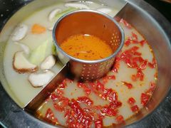 -佬土鹅肠火锅(扬中步行街店)